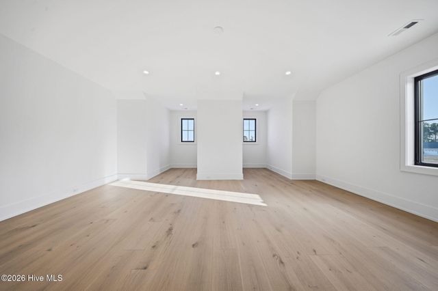 108 Dragonfly Lane, Hampstead, NC 28443