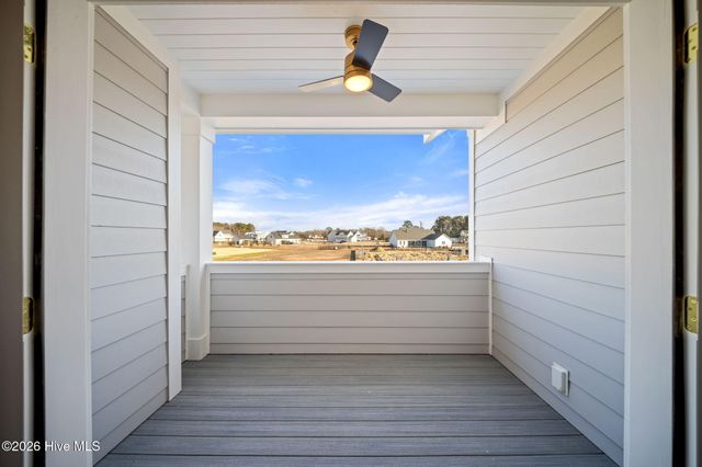 108 Dragonfly Lane, Hampstead, NC 28443