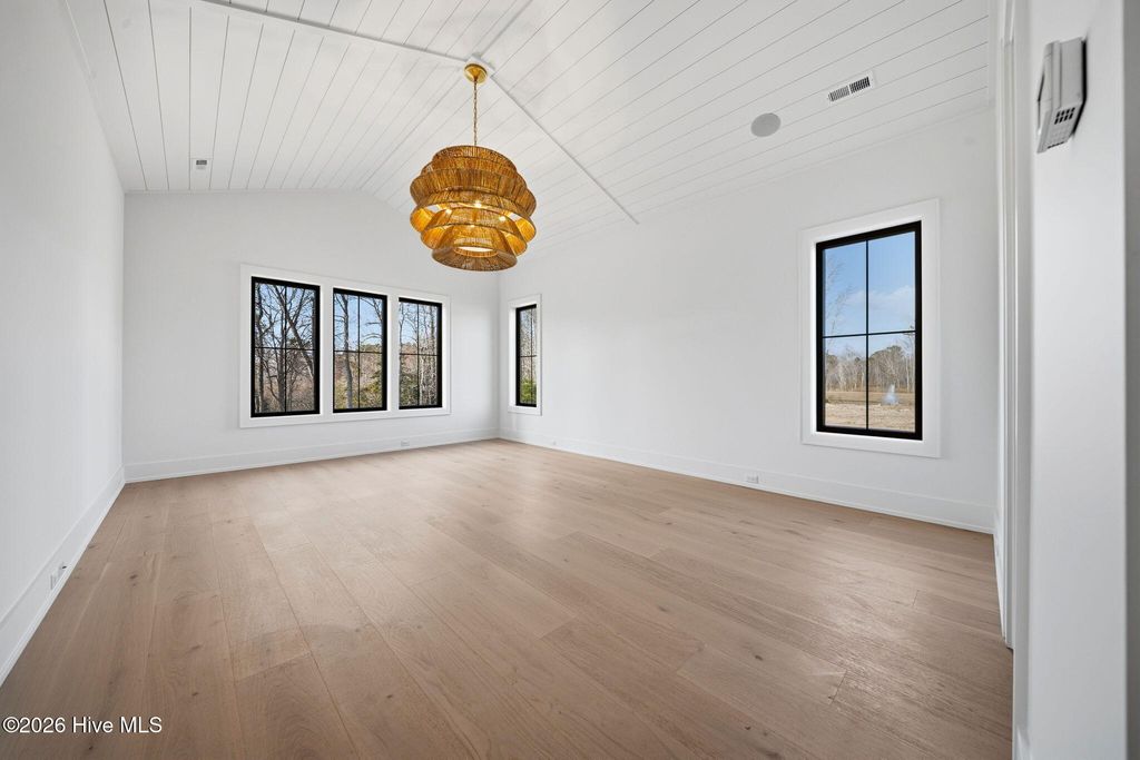 Image 31 of property listing at 108 Dragonfly Lane, Hampstead, NC 28443