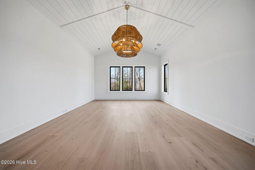 Image 33 of property listing at 108 Dragonfly Lane, Hampstead, NC 28443