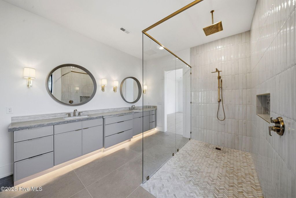 Image 38 of property listing at 108 Dragonfly Lane, Hampstead, NC 28443