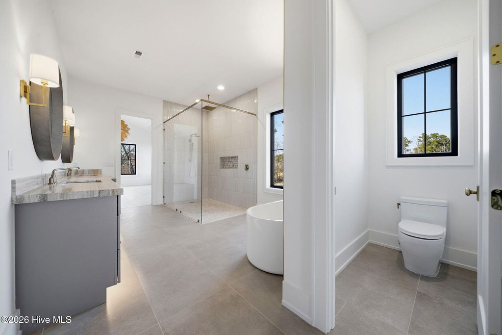 Image 41 of property listing at 108 Dragonfly Lane, Hampstead, NC 28443