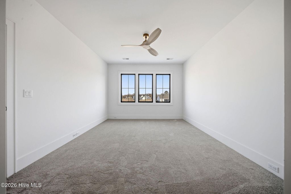 Image 61 of property listing at 108 Dragonfly Lane, Hampstead, NC 28443