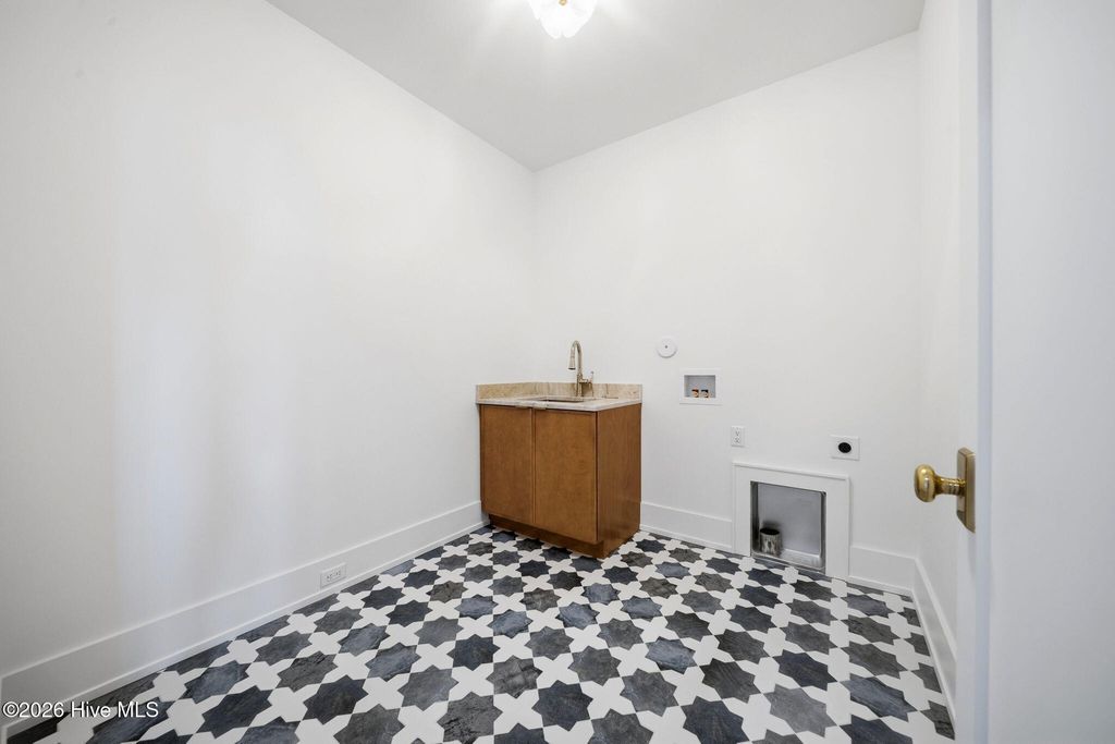 Image 70 of property listing at 108 Dragonfly Lane, Hampstead, NC 28443