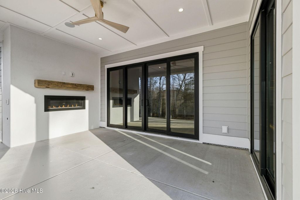 Image 73 of property listing at 108 Dragonfly Lane, Hampstead, NC 28443