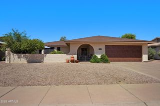 774 LEISURE WORLD --, Mesa, AZ 85206