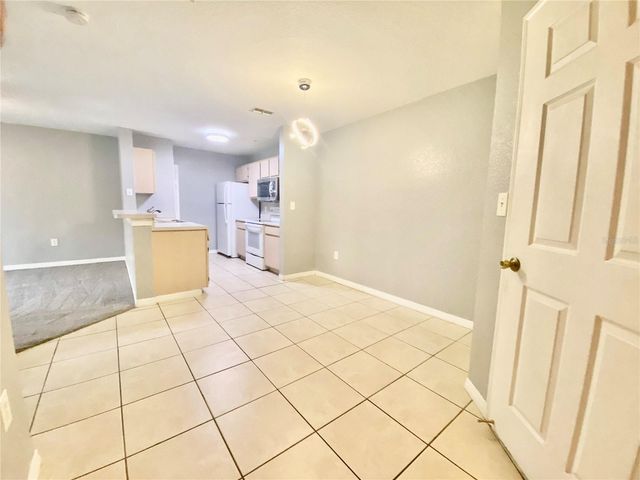 5479 VINELAND ROAD 9211, Orlando, FL 32811