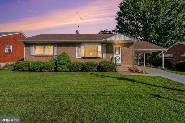 2860 MORNINGSIDE DR, Camp Hill, PA 17011