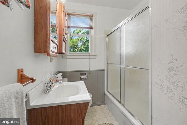 2860 MORNINGSIDE DR, Camp Hill, PA 17011