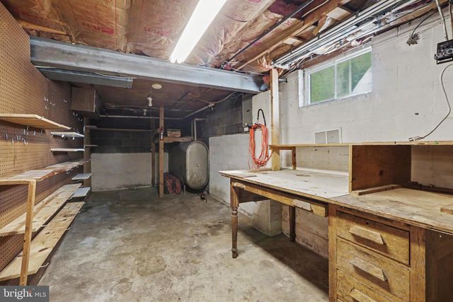 2860 MORNINGSIDE DR, Camp Hill, PA 17011