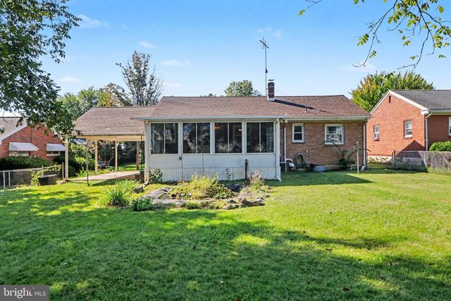 2860 MORNINGSIDE DR, Camp Hill, PA 17011