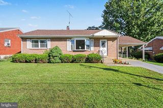 2860 MORNINGSIDE DR, Camp Hill, PA 17011