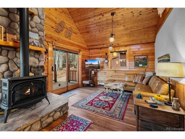 245 Outlaw Ct, Jefferson, CO 80456