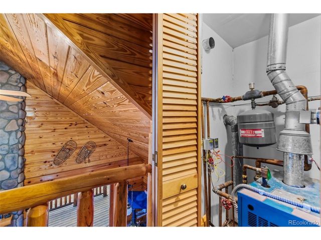 245 Outlaw Ct, Jefferson, CO 80456