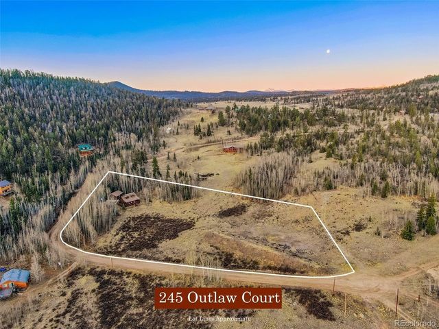 245 Outlaw Ct, Jefferson, CO 80456