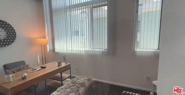 4151 Redwood Avenue 211, Los Angeles, CA 90066