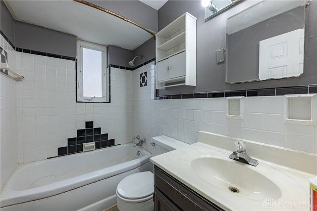 1725 Guise Court, Reading, OH 45215