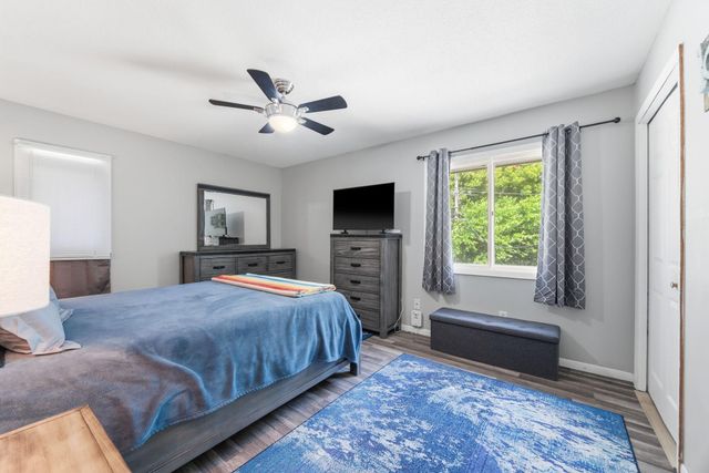 717 6th Avenue S, Hopkins, MN 55343