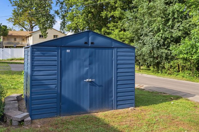 717 6th Avenue S, Hopkins, MN 55343