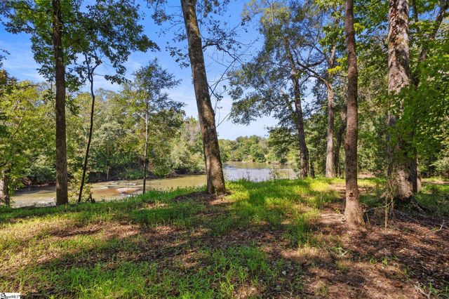 388 Mountain Creek Road, Honea Path, SC 29654