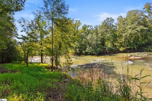 388 Mountain Creek Road, Honea Path, SC 29654