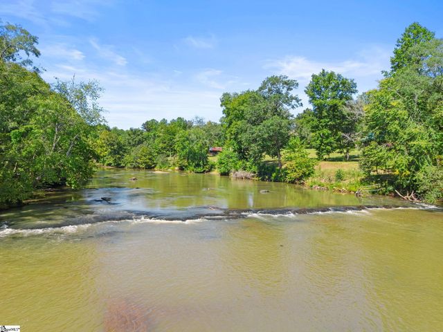 388 Mountain Creek Road, Honea Path, SC 29654
