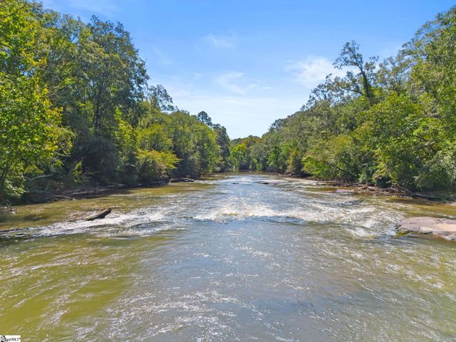 388 Mountain Creek Road, Honea Path, SC 29654