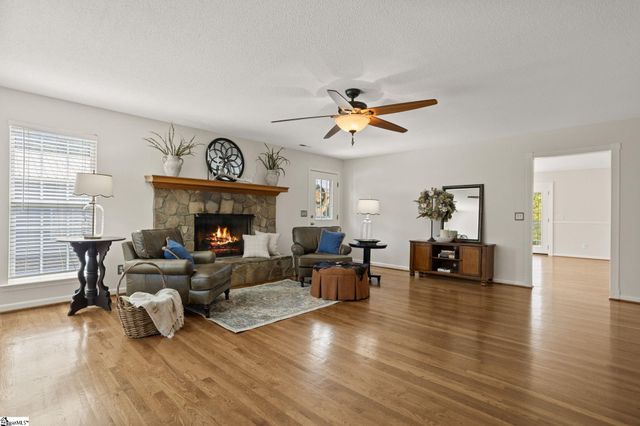 388 Mountain Creek Road, Honea Path, SC 29654