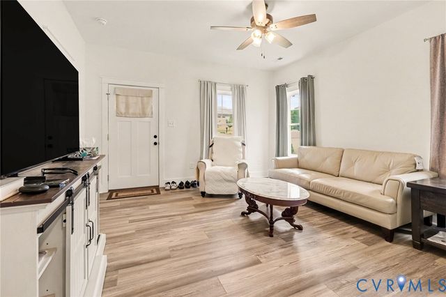 3021 New Kent Hwy, Quinton, VA 23141
