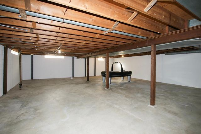 1020 Roberts Road SW, Hutchinson, MN 55350