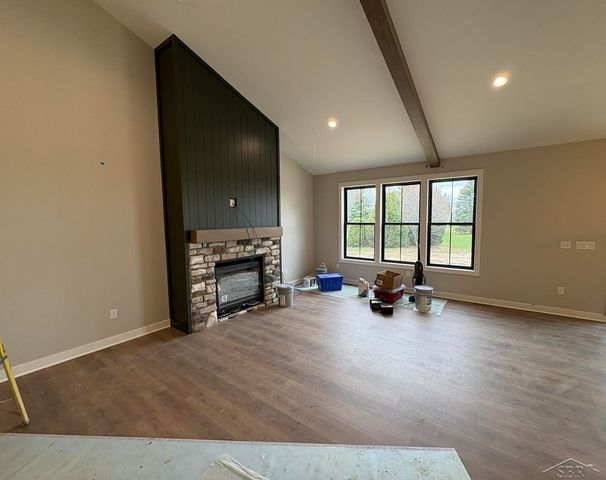 192 Queens Creek Drive, Frankenmuth, MI 48734