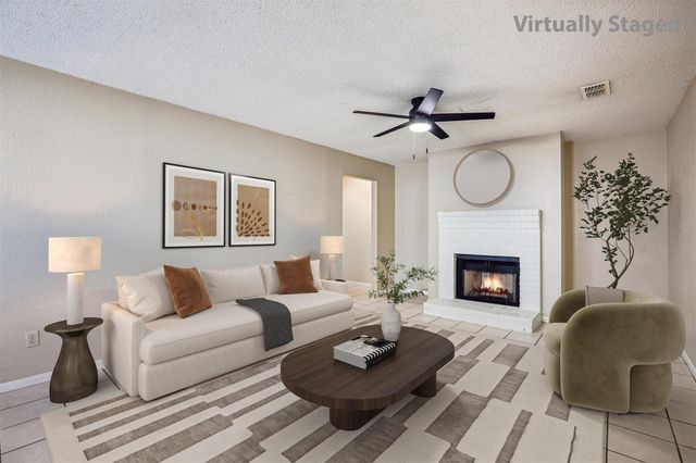 13355 Water Oak LN B, Austin, TX 78729