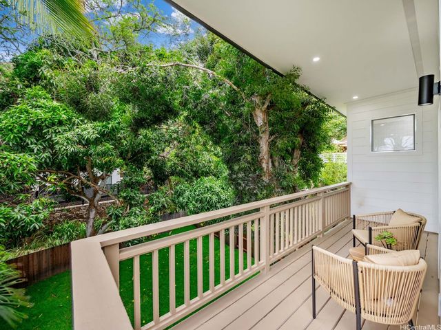 223 Lanipo Drive, Kailua, HI 96734