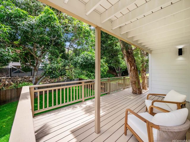 223 Lanipo Drive, Kailua, HI 96734