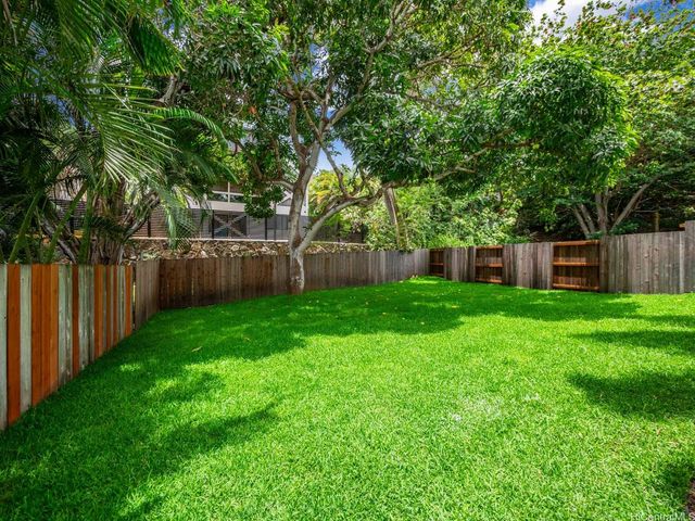 223 Lanipo Drive, Kailua, HI 96734