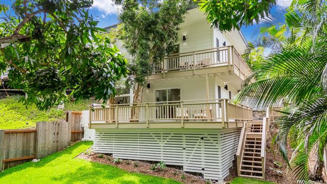 223 Lanipo Drive, Kailua, HI 96734