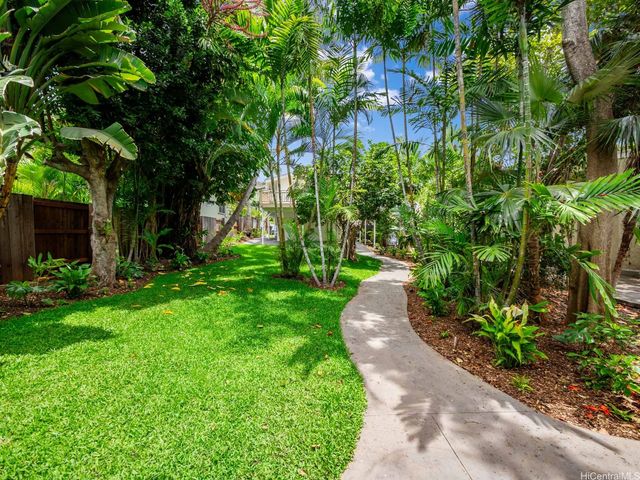 223 Lanipo Drive, Kailua, HI 96734