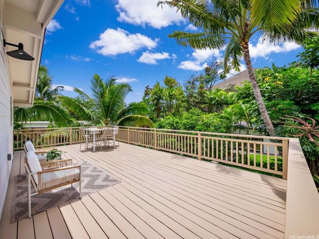 223 Lanipo Drive, Kailua, HI 96734