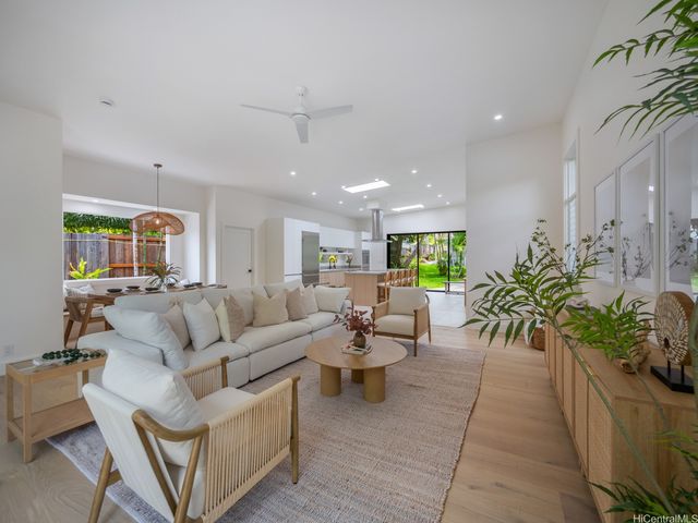 223 Lanipo Drive, Kailua, HI 96734