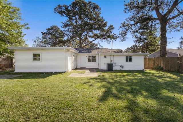 253 Waverly Dr, Virginia Beach, VA 23452