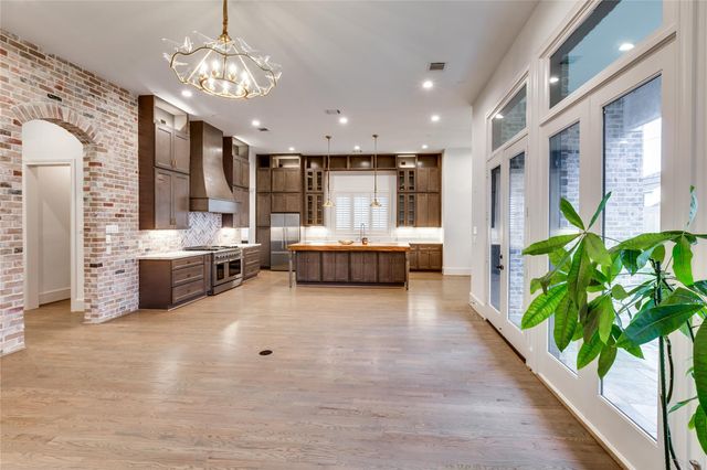 3302 Elmridge Street, Houston, TX 77025