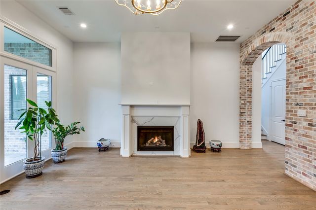 3302 Elmridge Street, Houston, TX 77025