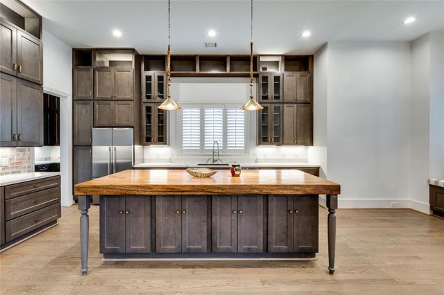 3302 Elmridge Street, Houston, TX 77025