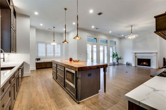 3302 Elmridge Street, Houston, TX 77025