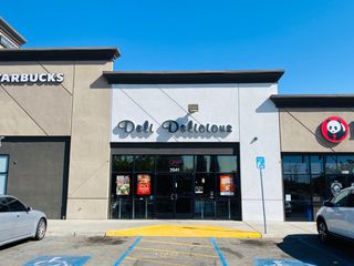 2041 E Shields Avenue, Fresno, CA 93726