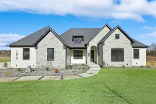 1018 Glenoaks Drive, Weatherford, TX 76088