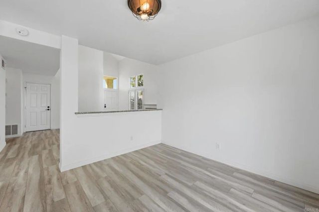 1692 Harbor Dr, Vista, CA 92081