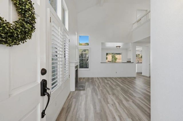 1692 Harbor Dr, Vista, CA 92081