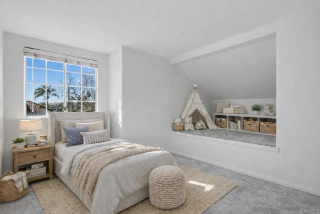 1692 Harbor Dr, Vista, CA 92081