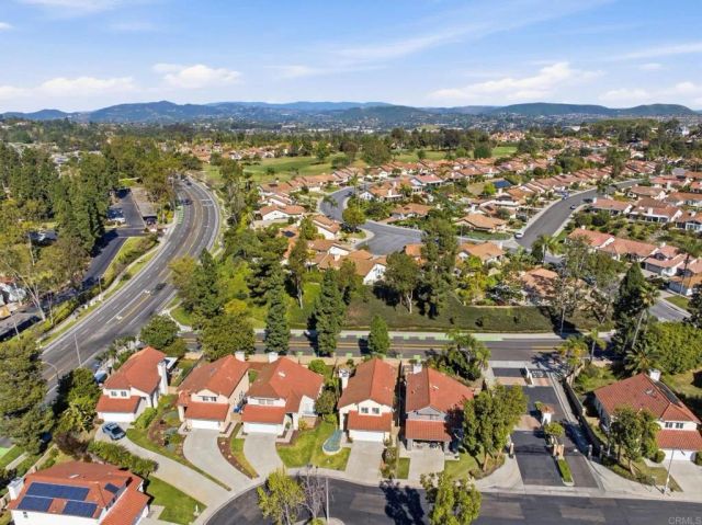 1692 Harbor Dr, Vista, CA 92081